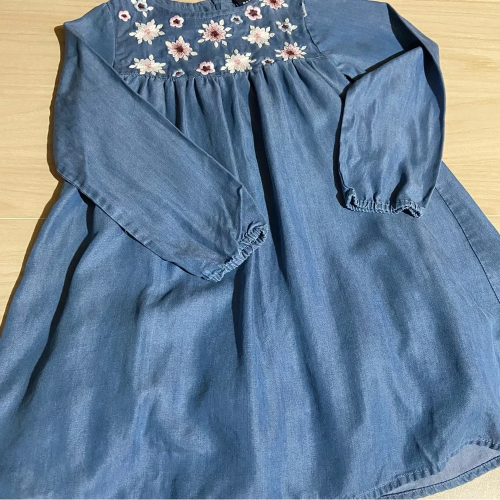 BASEFIELD Floral Embroidered Girls Chambray Dress Prairie Size 5T Modest Comfy